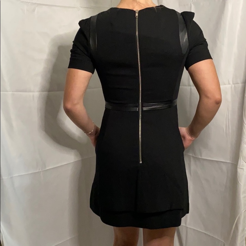 Dress - Picture 3 of 5